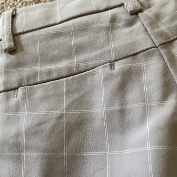 Grey and white striped shorts - Picture 5 of 5